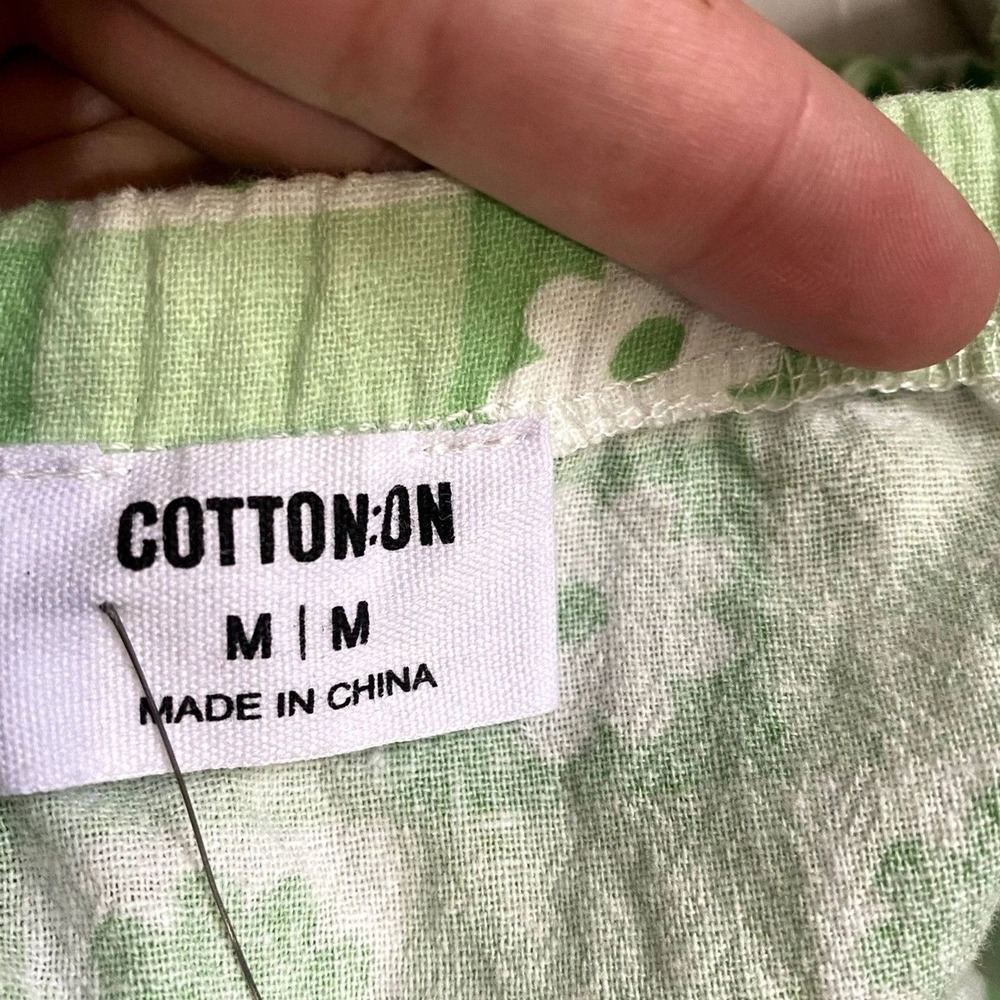NWT Cotton On Cali Cropped Cami Grass Green Daisy Garden Check Floral Medium‎ - Picture 5 of 6